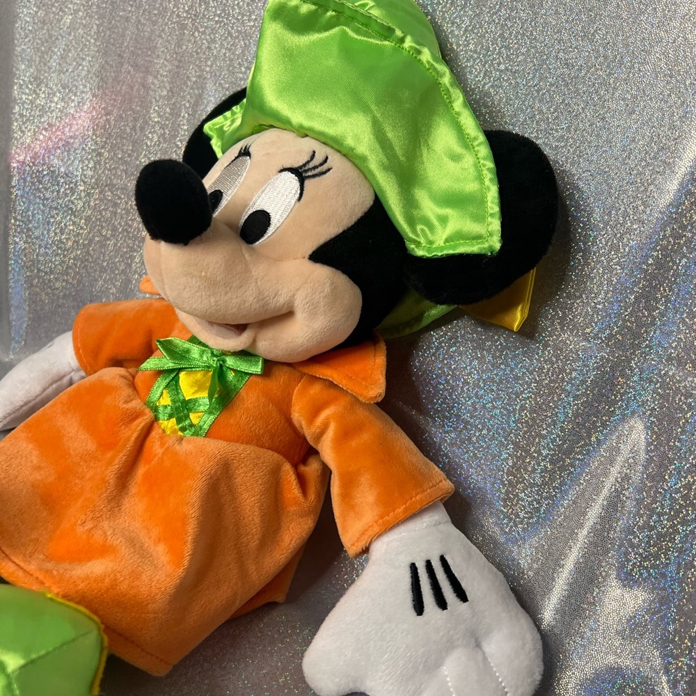 Halloween Minnie Mouse Witch 16" Collectable Plush Stuffed Toy Disney Store 🎃 - Picture 5 of 7